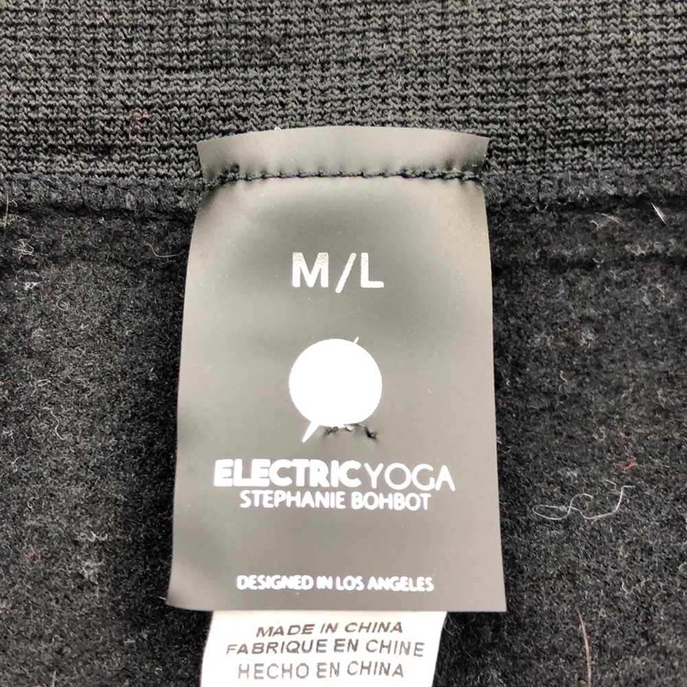 Electric Yoga Eclipse Metallic Star Leggings - Picture 5 of 7